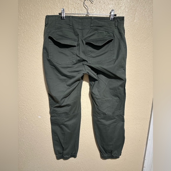 Derek Lam 10C Athleta Cropped Jogger Pants Size 8 - Picture 3 of 9